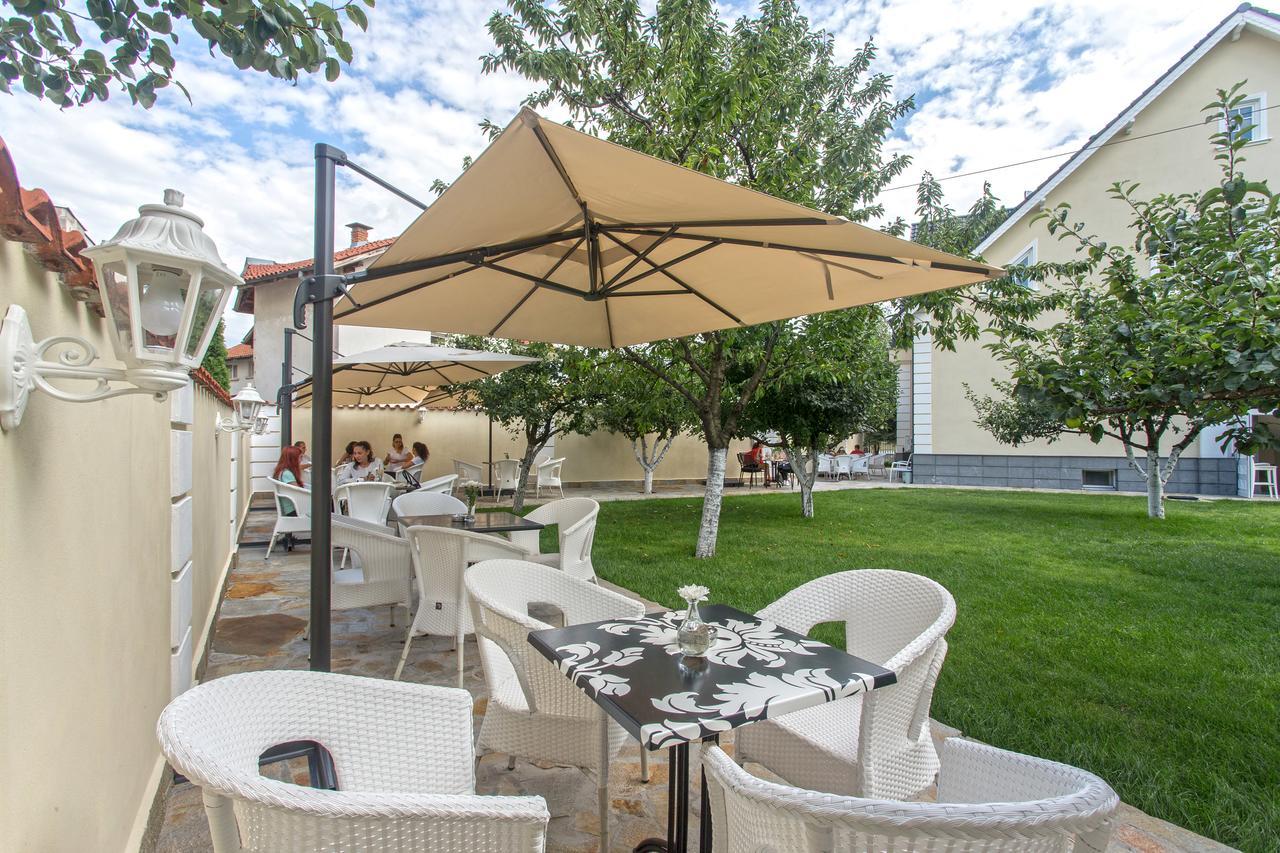 Green Hill Guest House Berkovitsa Exterior photo